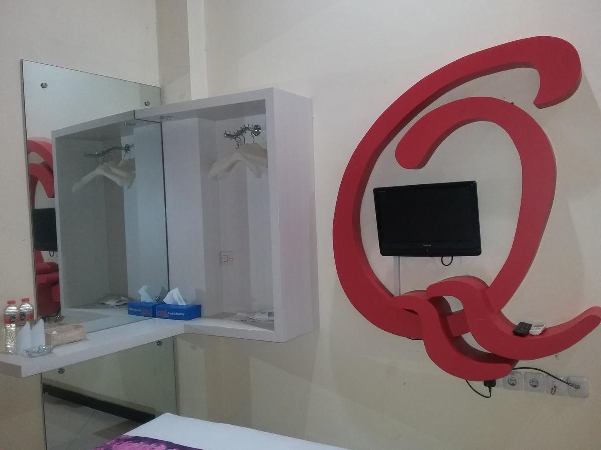 Queen City Hotel Banjarmasin Banjarmasin  Buitenkant foto