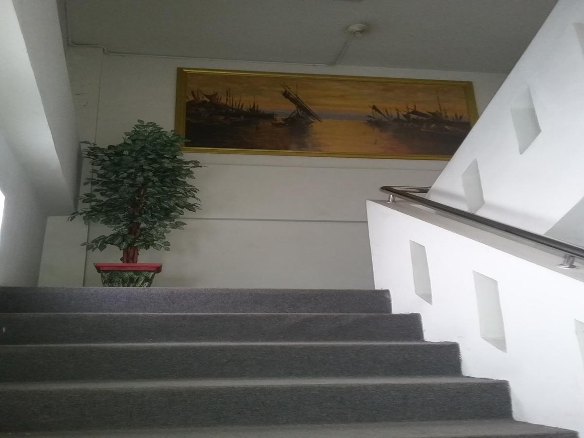 Queen City Hotel Banjarmasin Banjarmasin  Buitenkant foto