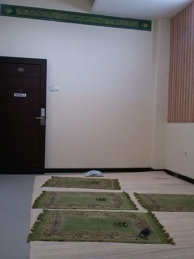 Queen City Hotel Banjarmasin Banjarmasin  Buitenkant foto
