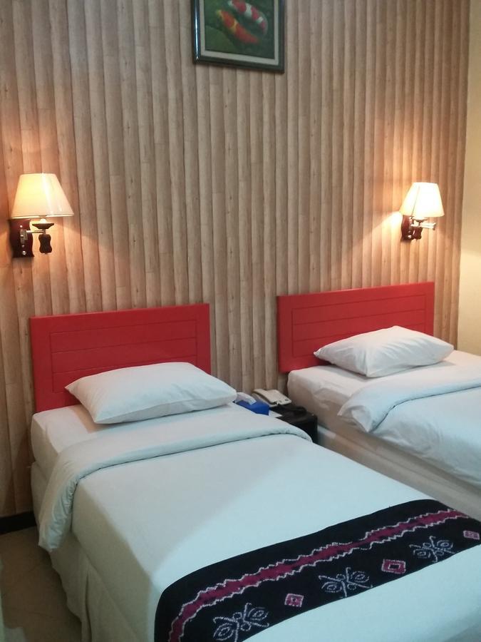 Queen City Hotel Banjarmasin Banjarmasin  Buitenkant foto