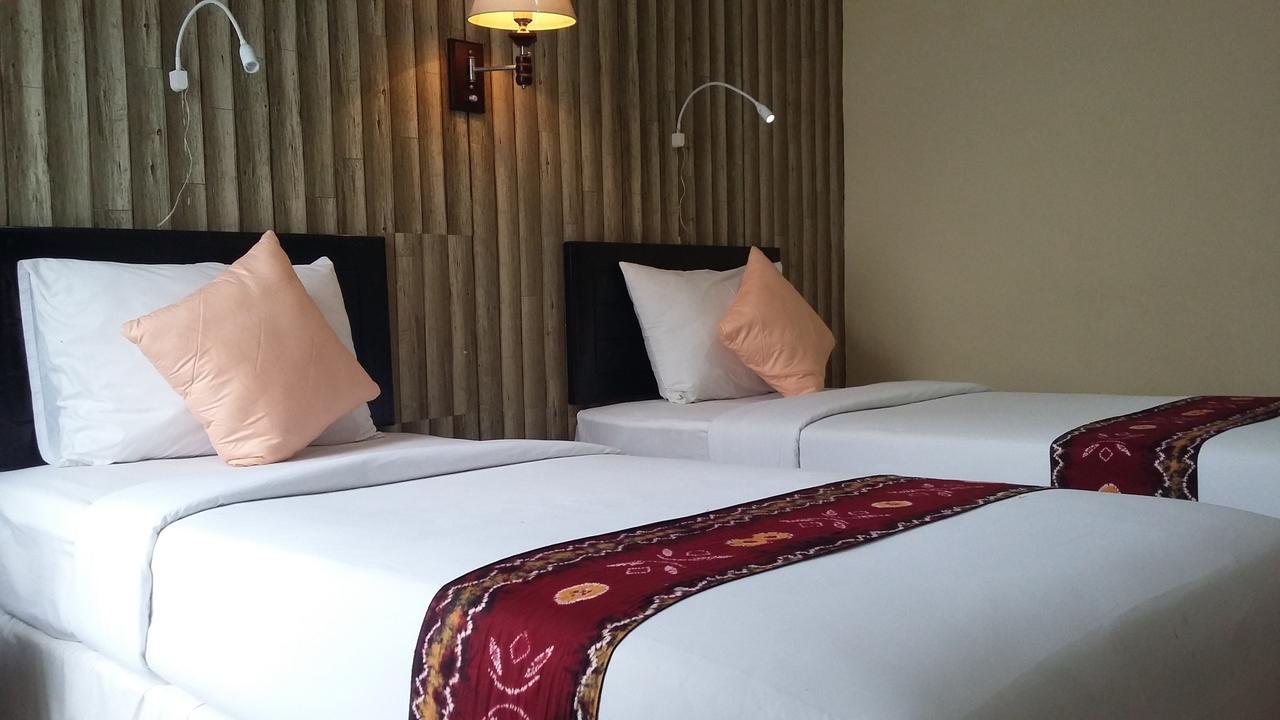 Queen City Hotel Banjarmasin Banjarmasin  Buitenkant foto